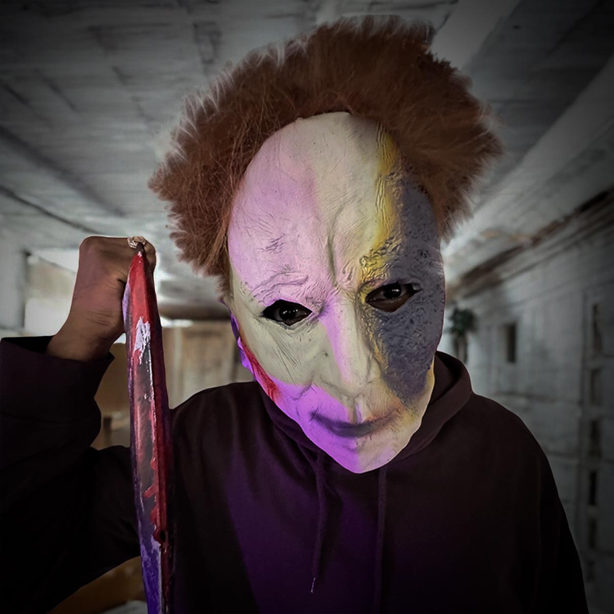 No eres tú… eres tu otro yo. Mascara Michael Myers